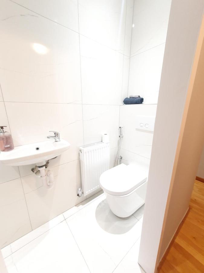 Beautiful Guest Rooms, Free Parking, 30Min Heathrow, 40Min Wembley, 60Min Central London Greenford  Εξωτερικό φωτογραφία