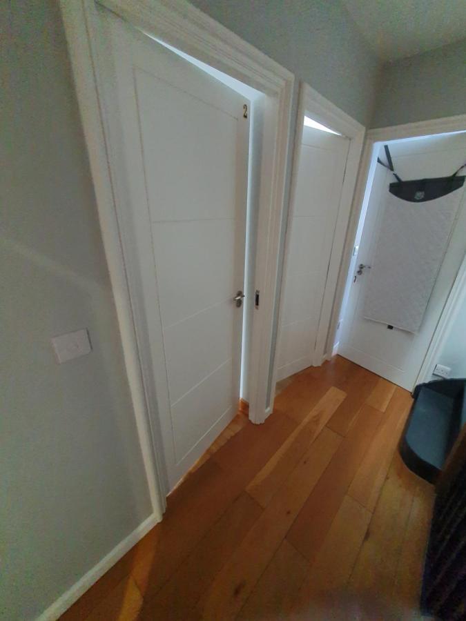 Beautiful Guest Rooms, Free Parking, 30Min Heathrow, 40Min Wembley, 60Min Central London Greenford  Εξωτερικό φωτογραφία